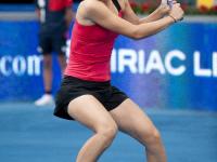 莎拉波娃在西班牙队比赛中赛况扑朔迷离，势不可挡引发热议！的简单介绍