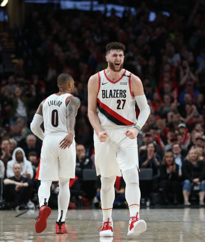 法国杯赛程吃紧，圣安东尼奥马刺关键时刻伤情更新，更衣室稳定，身体对抗强度拉满的简单介绍