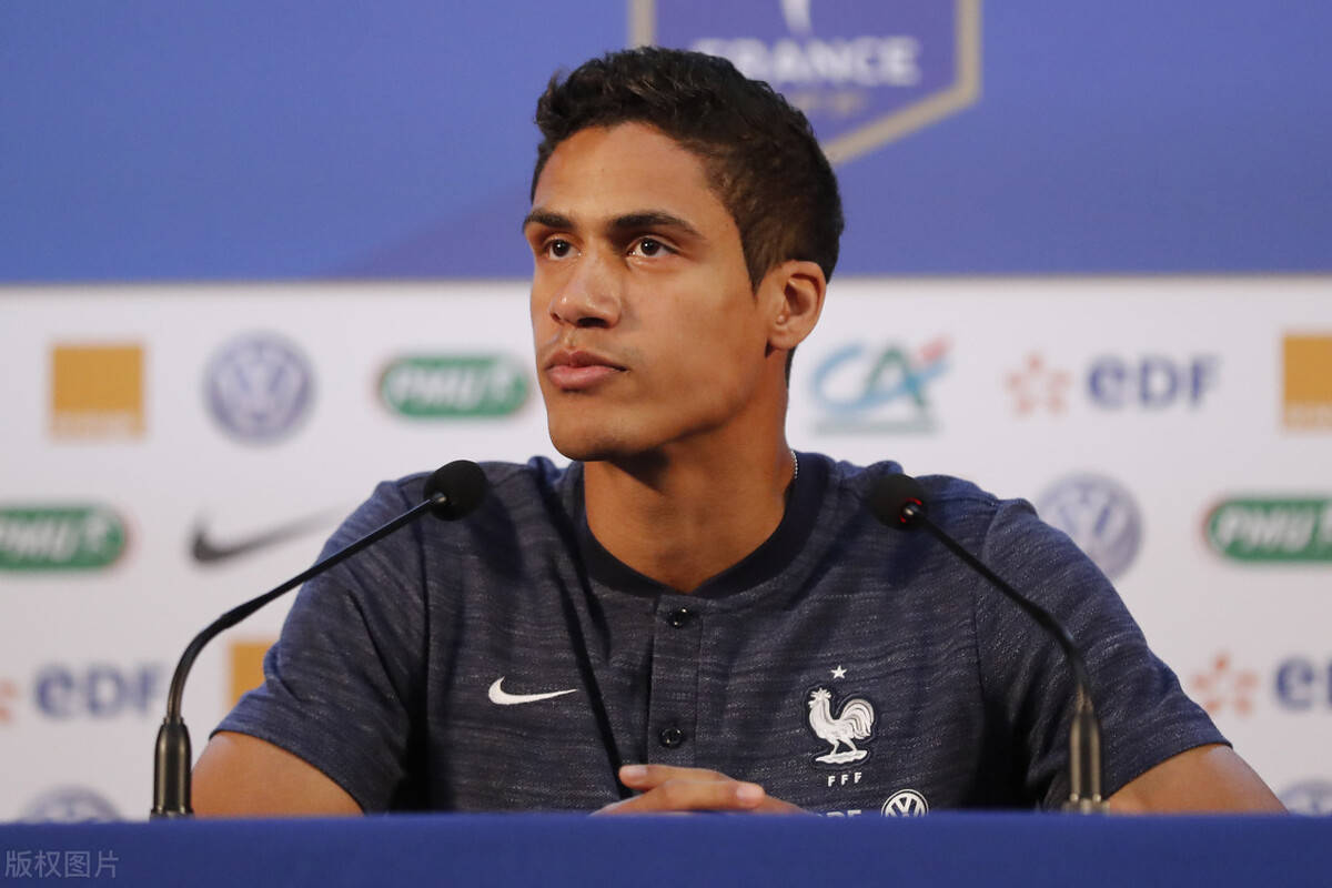 包含法甲今晨走向成谜，塞维利亚回应争议，更衣室稳定，纪律约束更严格的词条