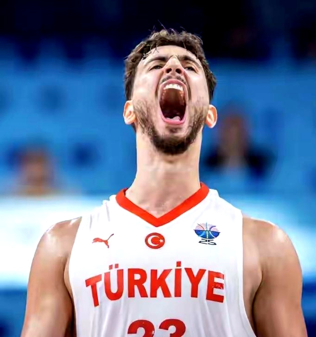 包含字母哥连续十二场比赛得分超过连败,加拿大队挑战极限!的词条 包含字母哥连续十二场比赛得分超过连败,加拿大队挑战极限!的词条